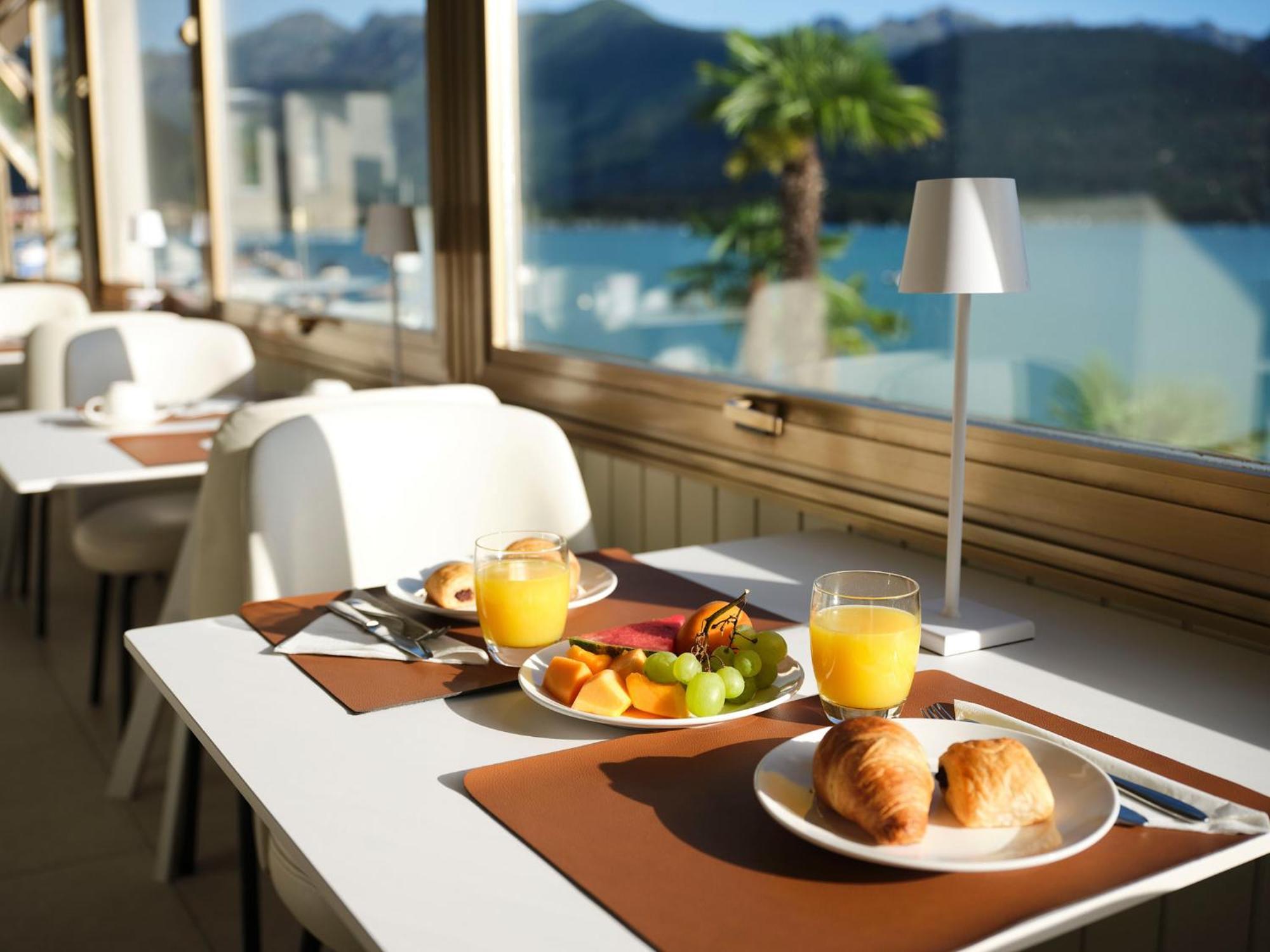 Hotel Carillon 3*